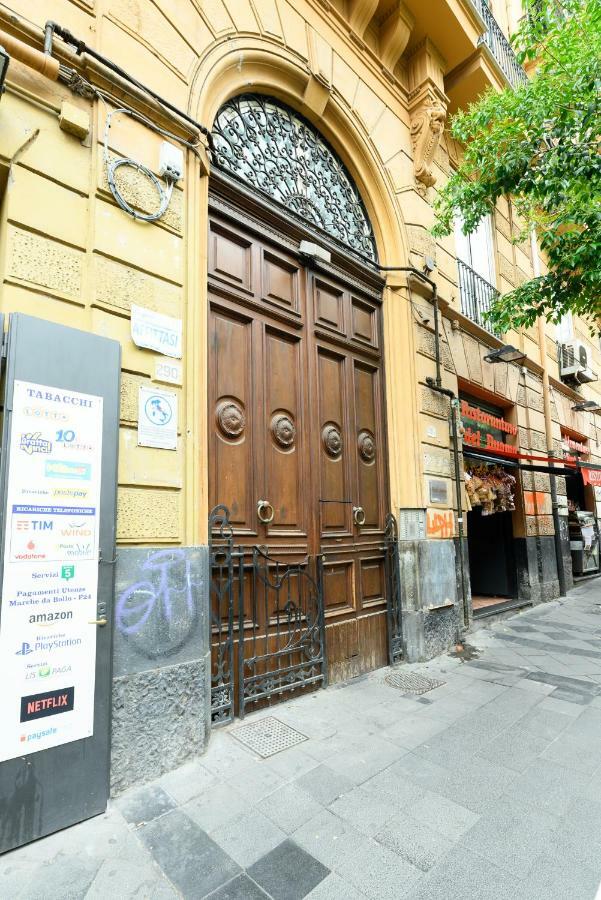 Fourooms Museo Filangieri Neapel Exterior foto